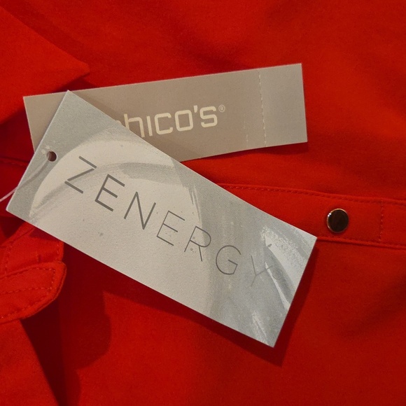 Chicos Zenergy Short Sleeve Shirt - Picture 3 of 4